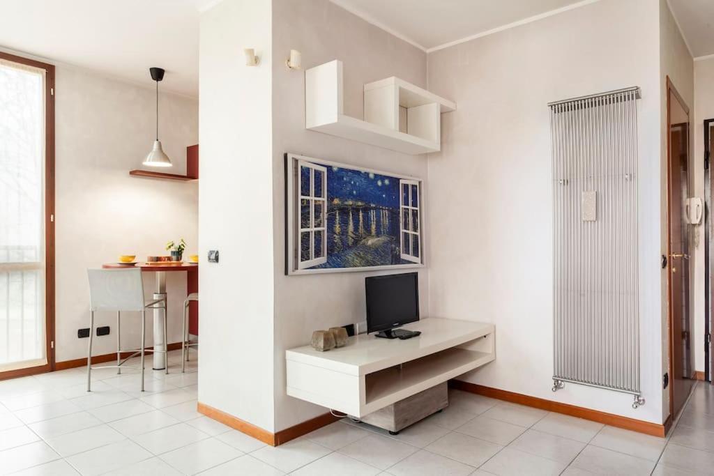 Forum Apartment